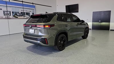 2026 Volkswagen Tiguan SE R-Line Black