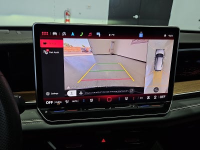 2025 Volkswagen Tiguan 2.0T SEL R-Line