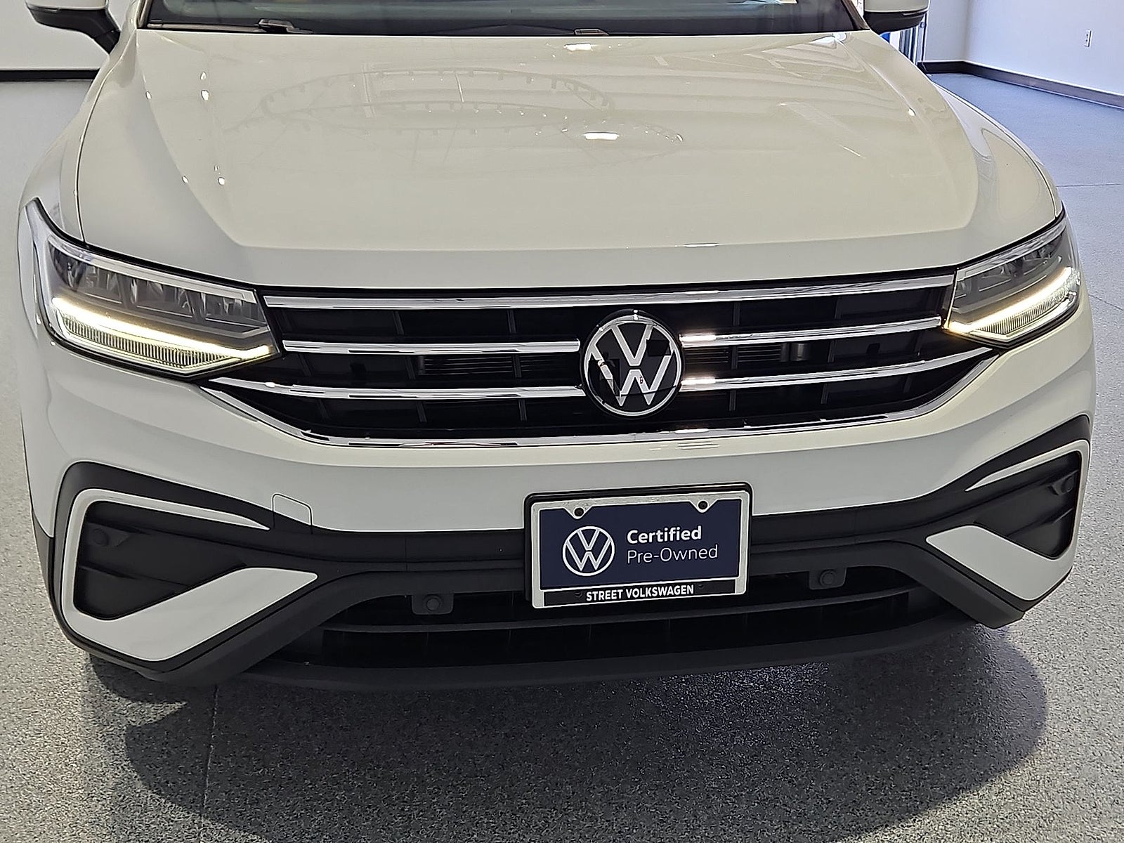2024 Volkswagen Tiguan 2.0T SE