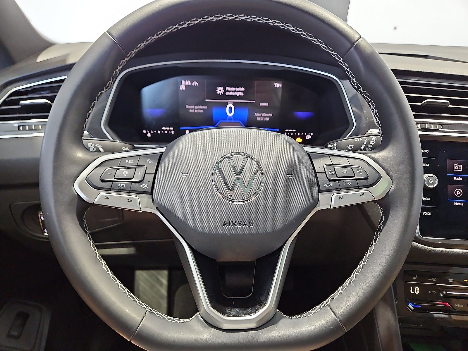 2024 Volkswagen Tiguan 2.0T SE