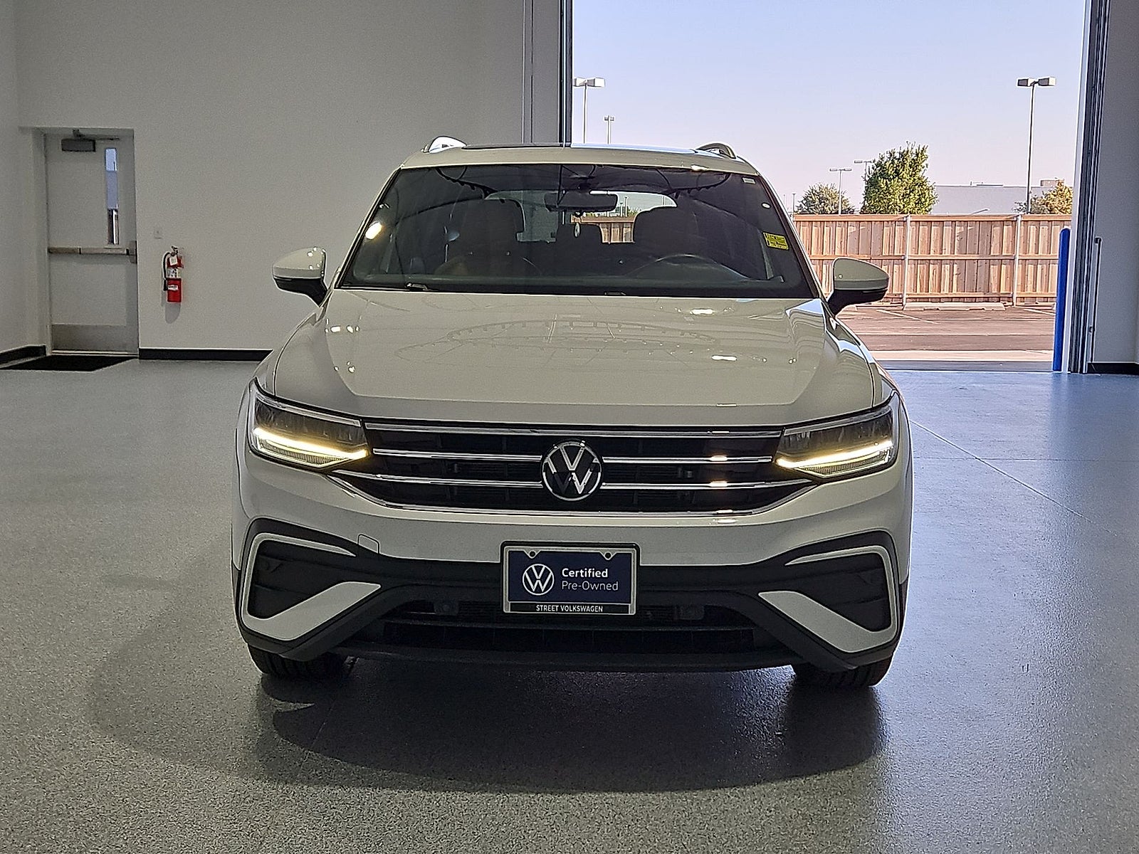 2024 Volkswagen Tiguan 2.0T SE