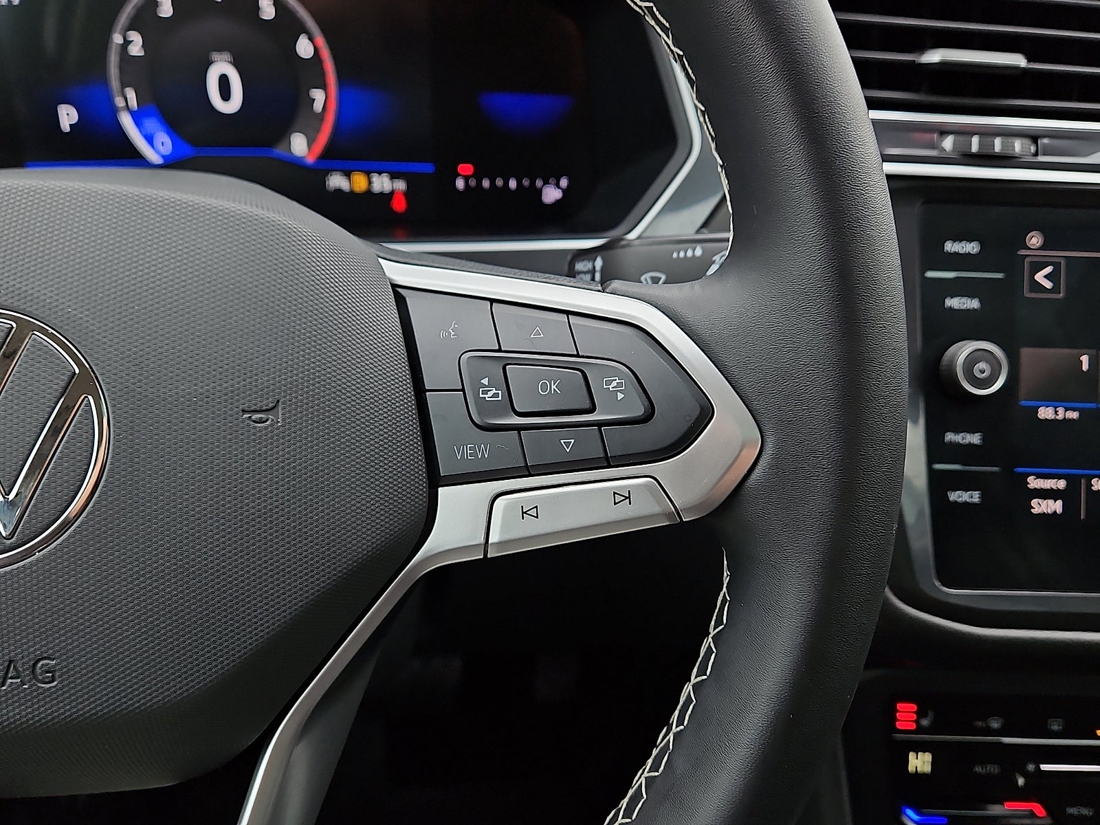 2024 Volkswagen Tiguan 2.0T SE