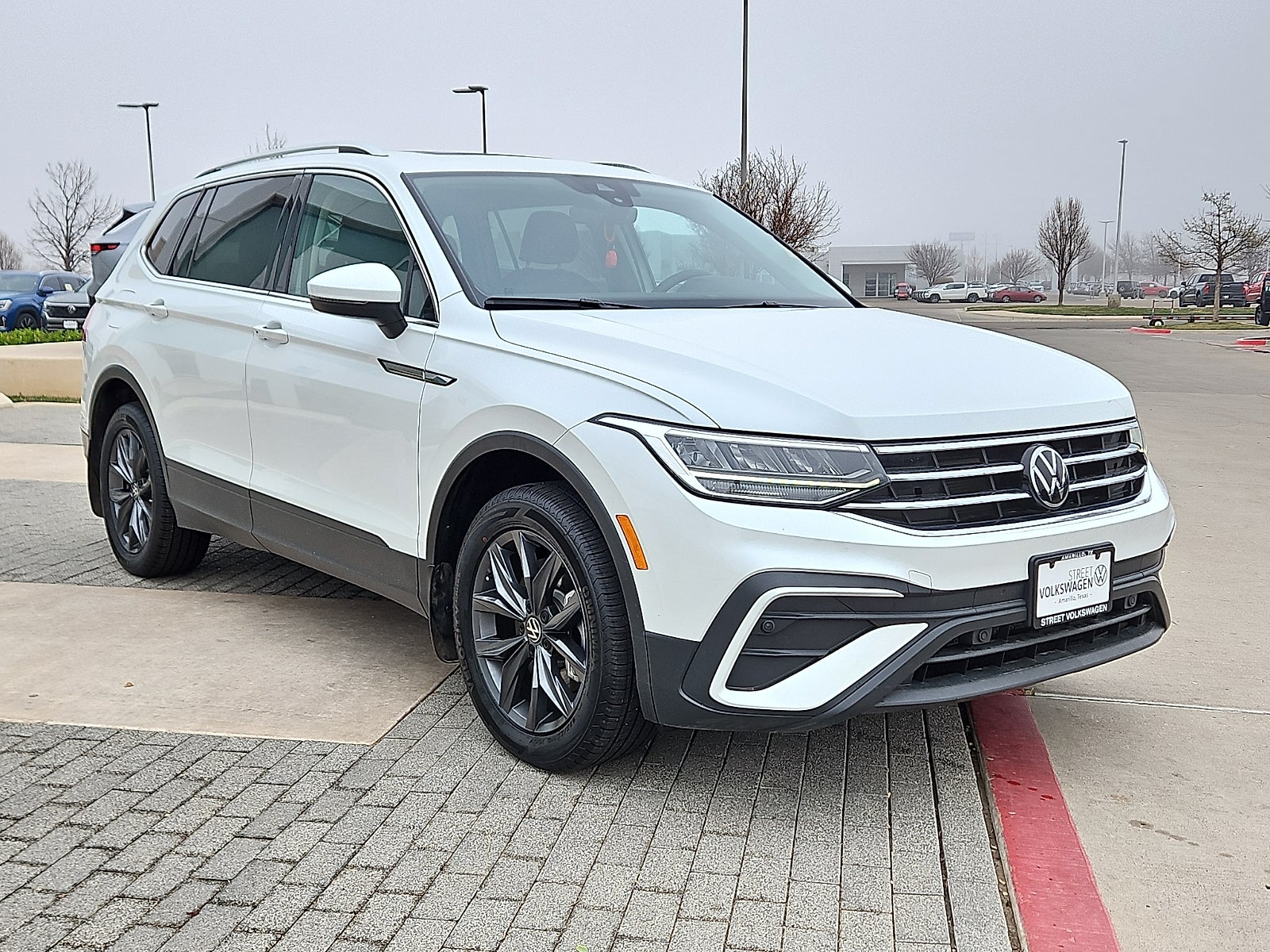 2024 Volkswagen Tiguan 2.0T SE