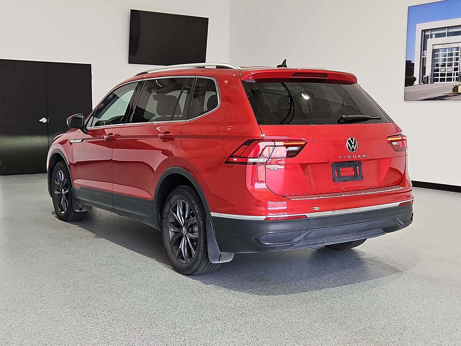 2023 Volkswagen Tiguan 2.0T SE