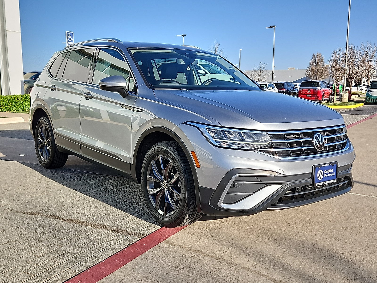 2023 Volkswagen Tiguan 2.0T SE