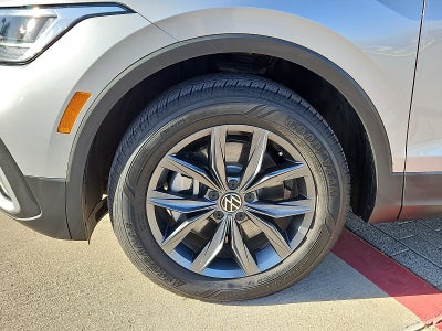 2023 Volkswagen Tiguan 2.0T SE