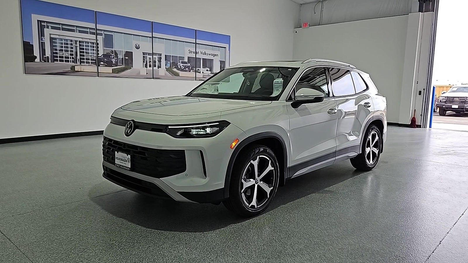 2026 Volkswagen Tiguan SE