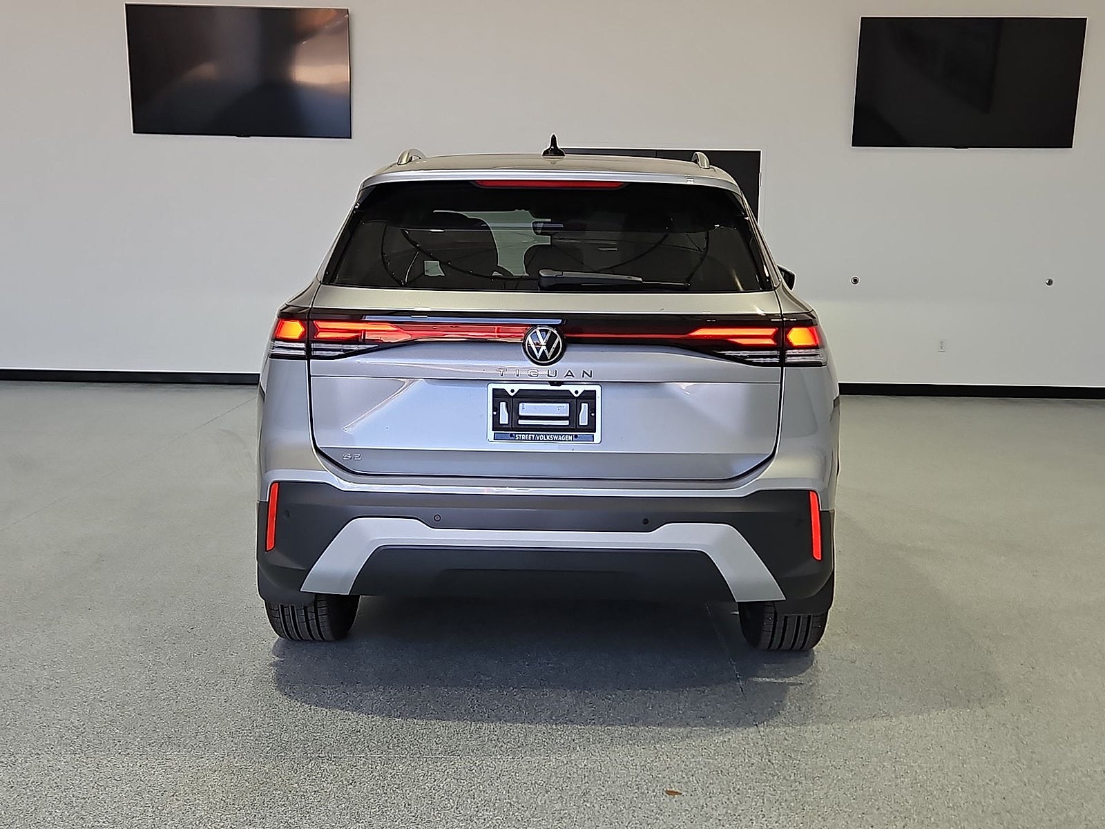 2026 Volkswagen Tiguan SE