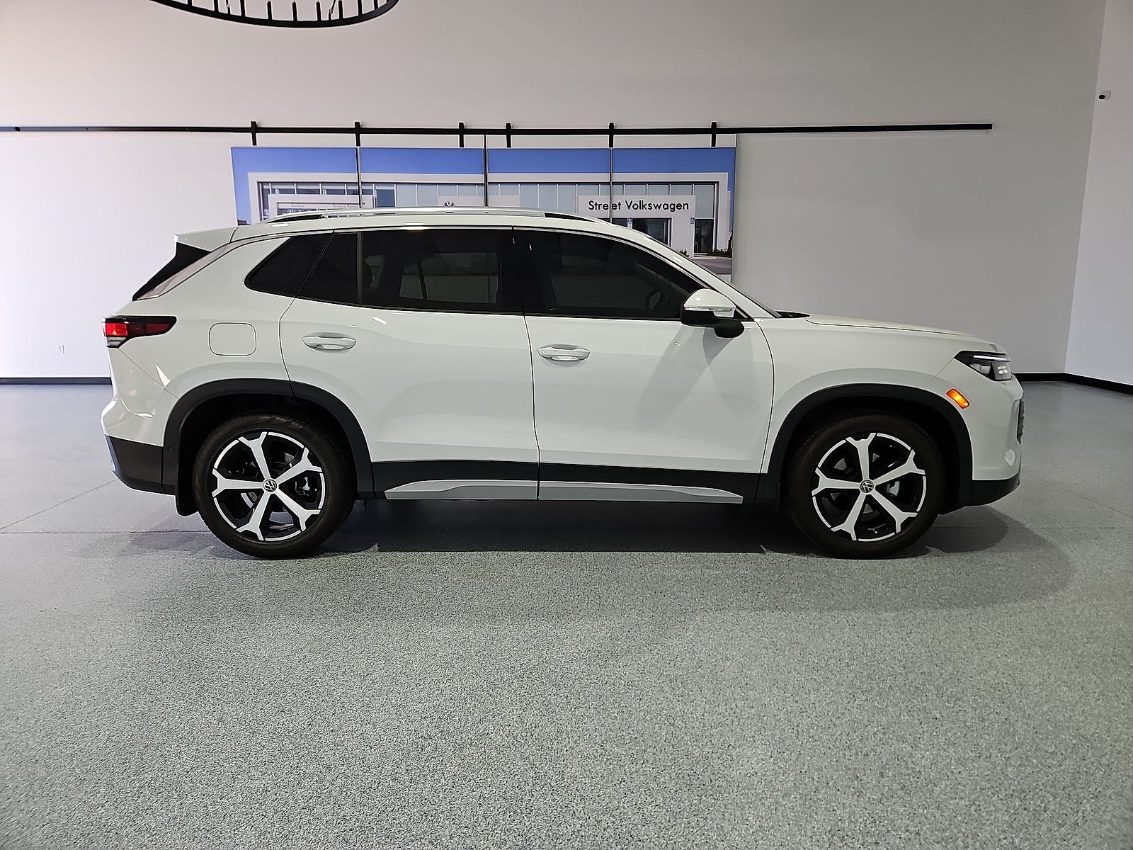 2026 Volkswagen Tiguan SE