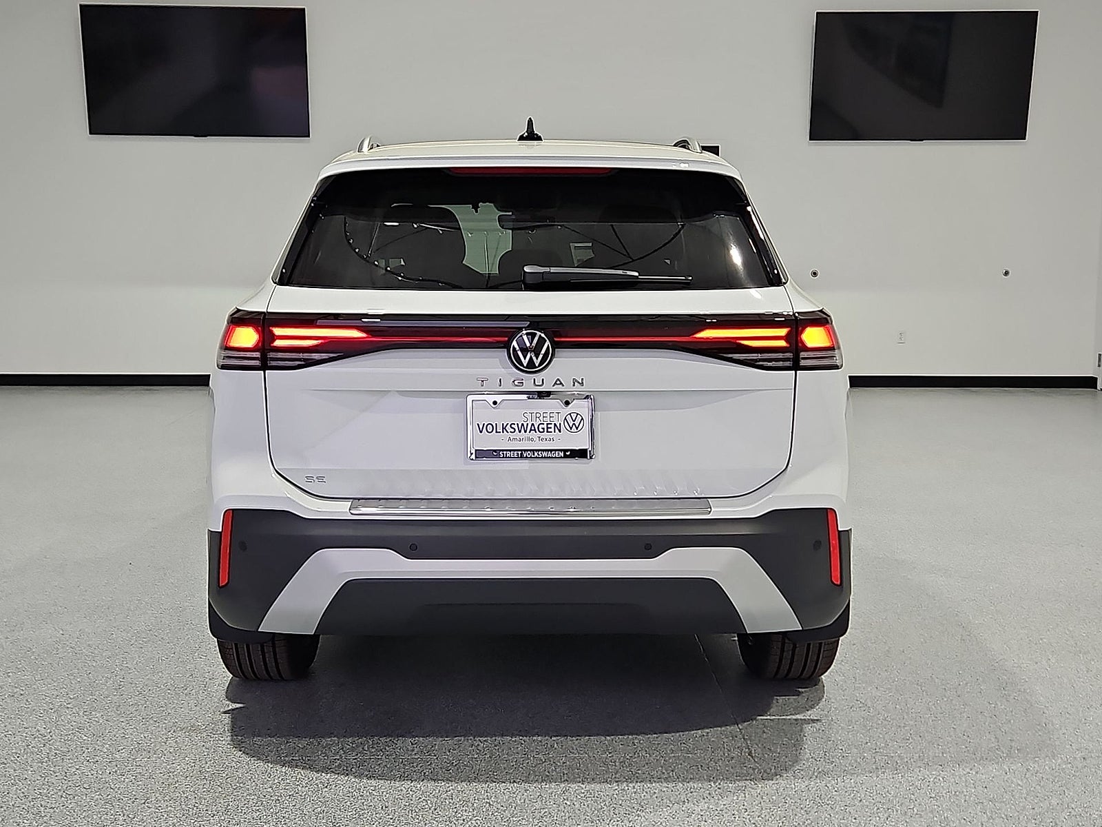 2026 Volkswagen Tiguan SE