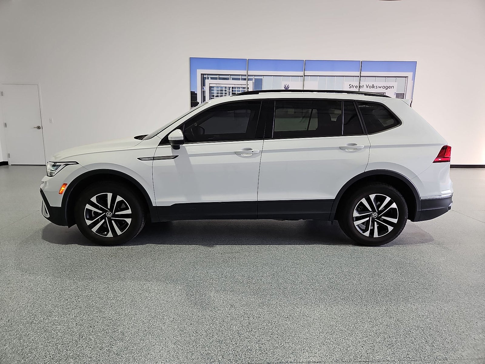 2023 Volkswagen Tiguan 2.0T S