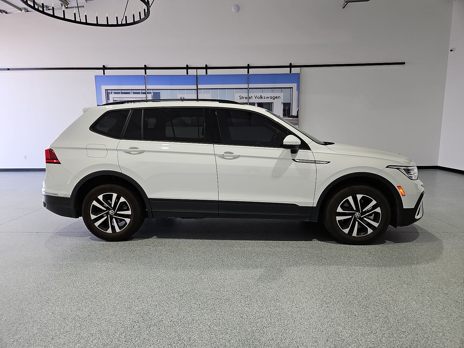 2023 Volkswagen Tiguan 2.0T S