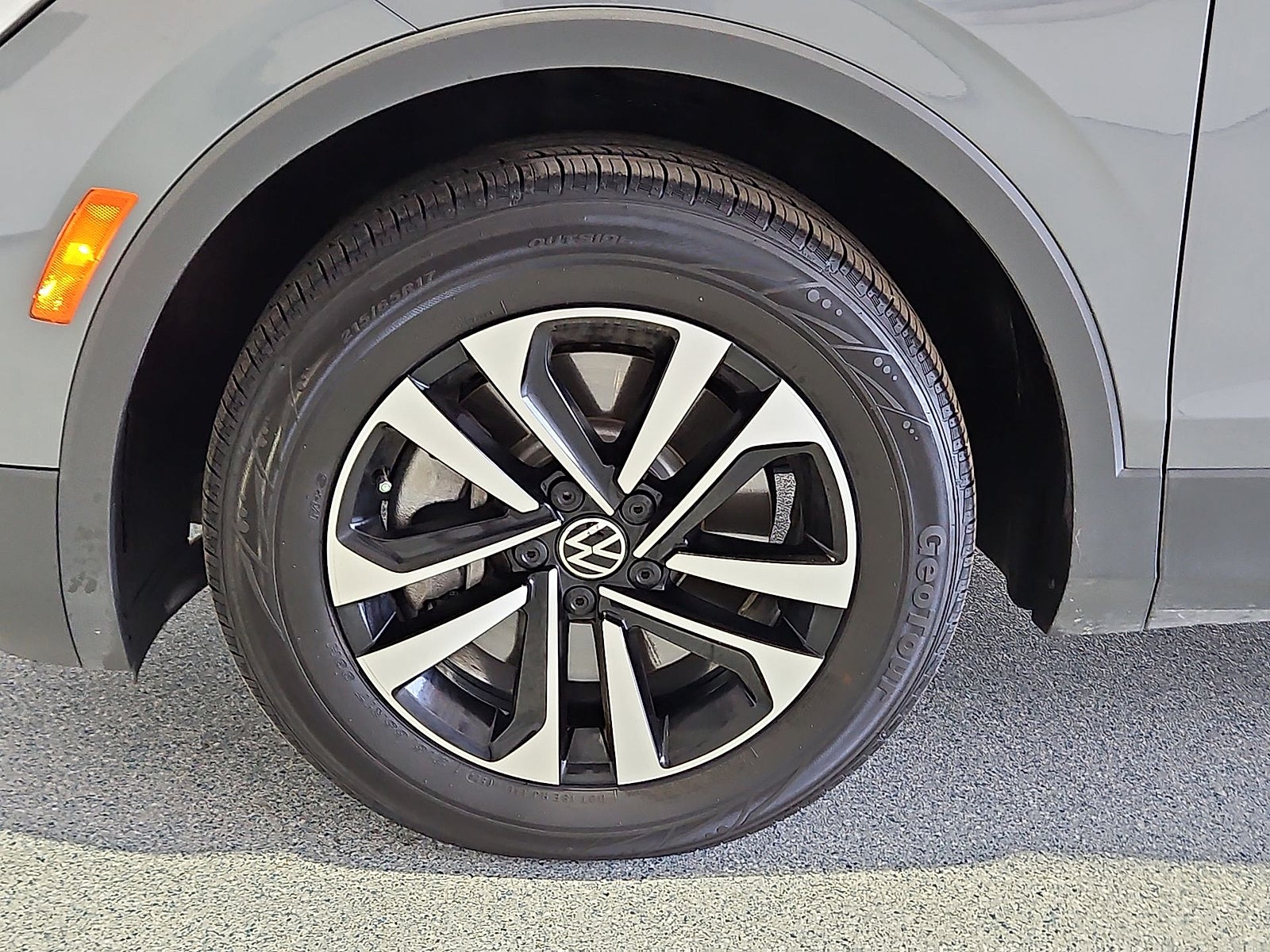 2023 Volkswagen Tiguan 2.0T S