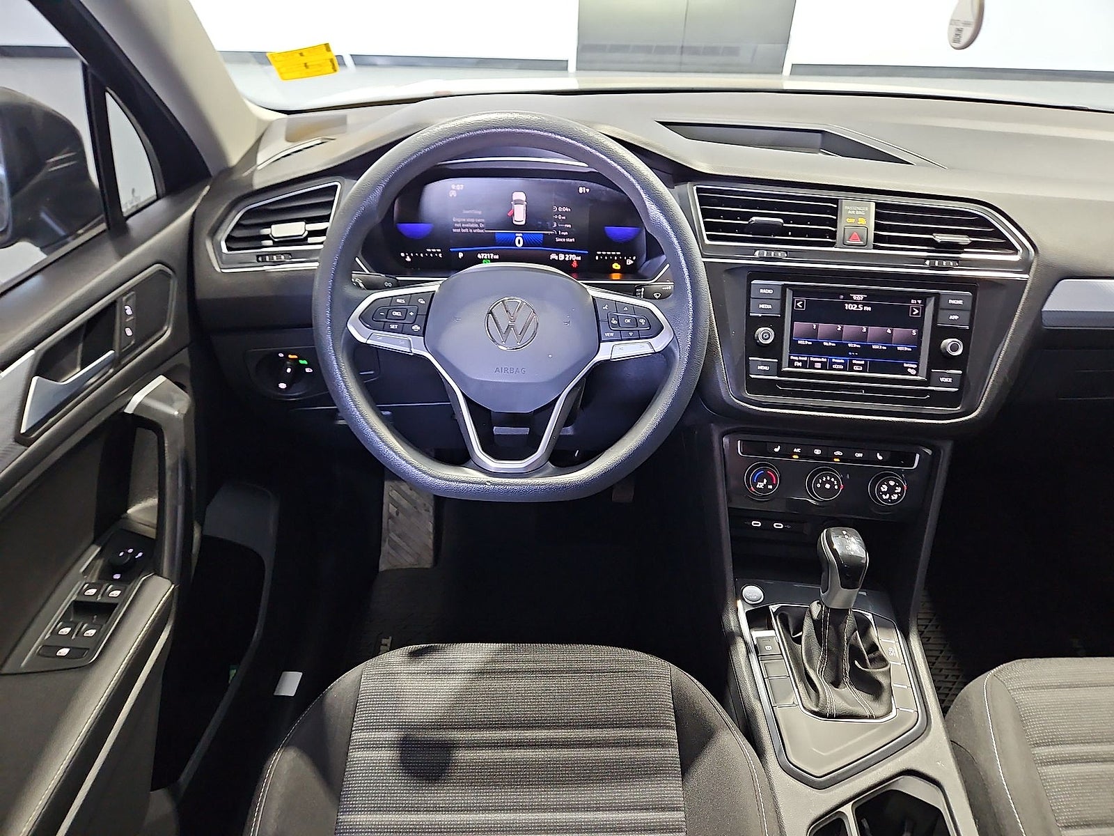 2023 Volkswagen Tiguan 2.0T S