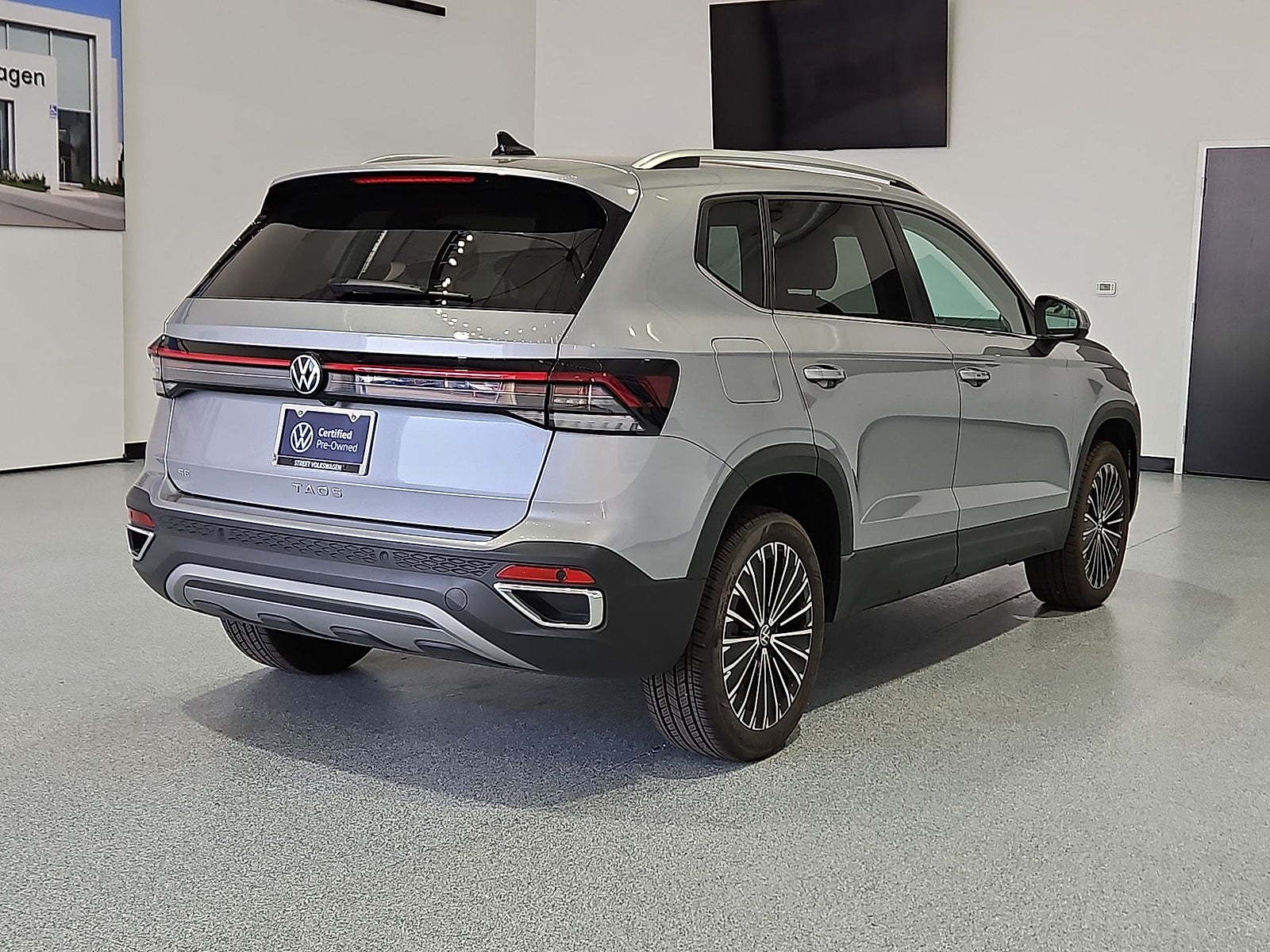 2025 Volkswagen Taos 1.5T SE