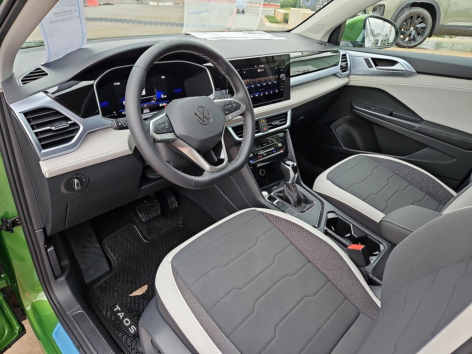 2026 Volkswagen Taos 1.5T SE