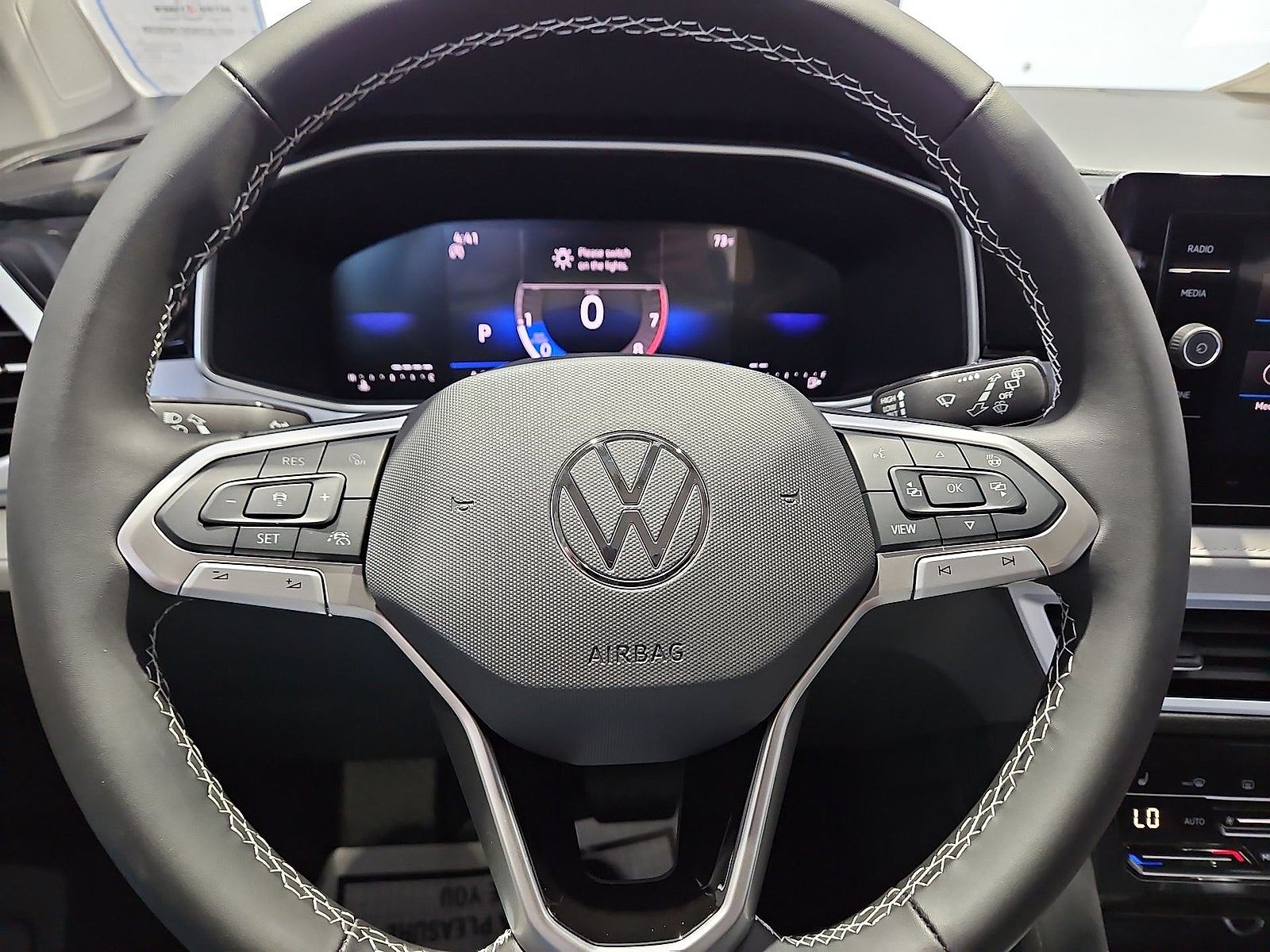 2026 Volkswagen Taos SE