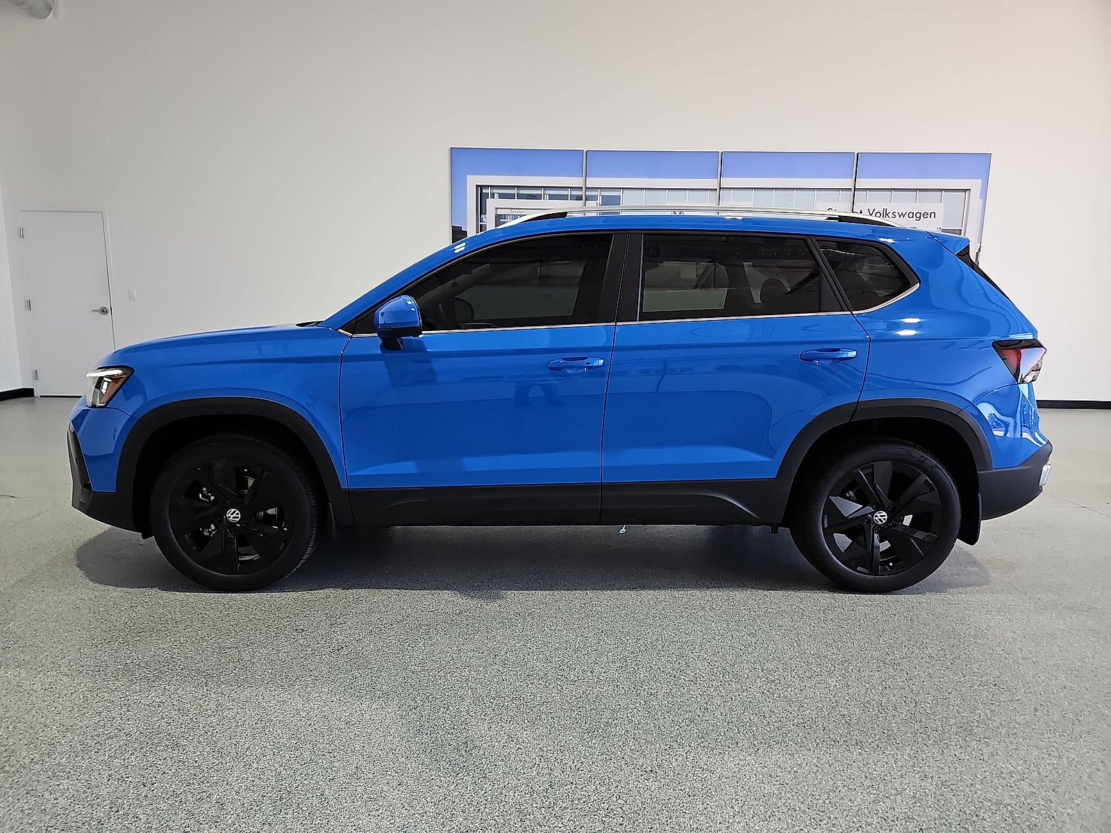 2026 Volkswagen Taos SE