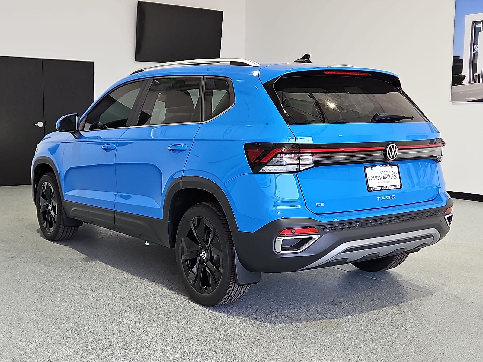 2026 Volkswagen Taos SE