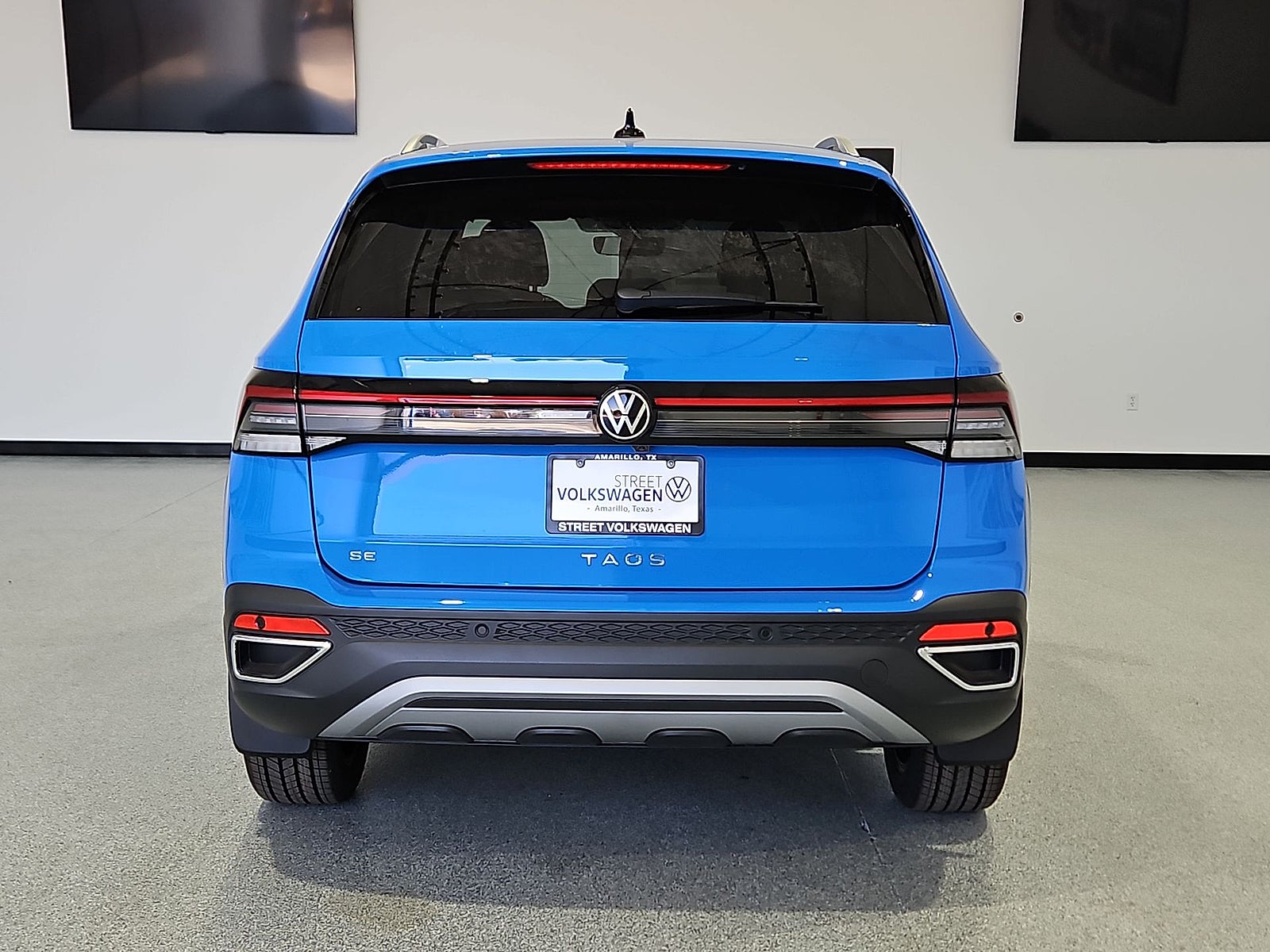 2026 Volkswagen Taos SE