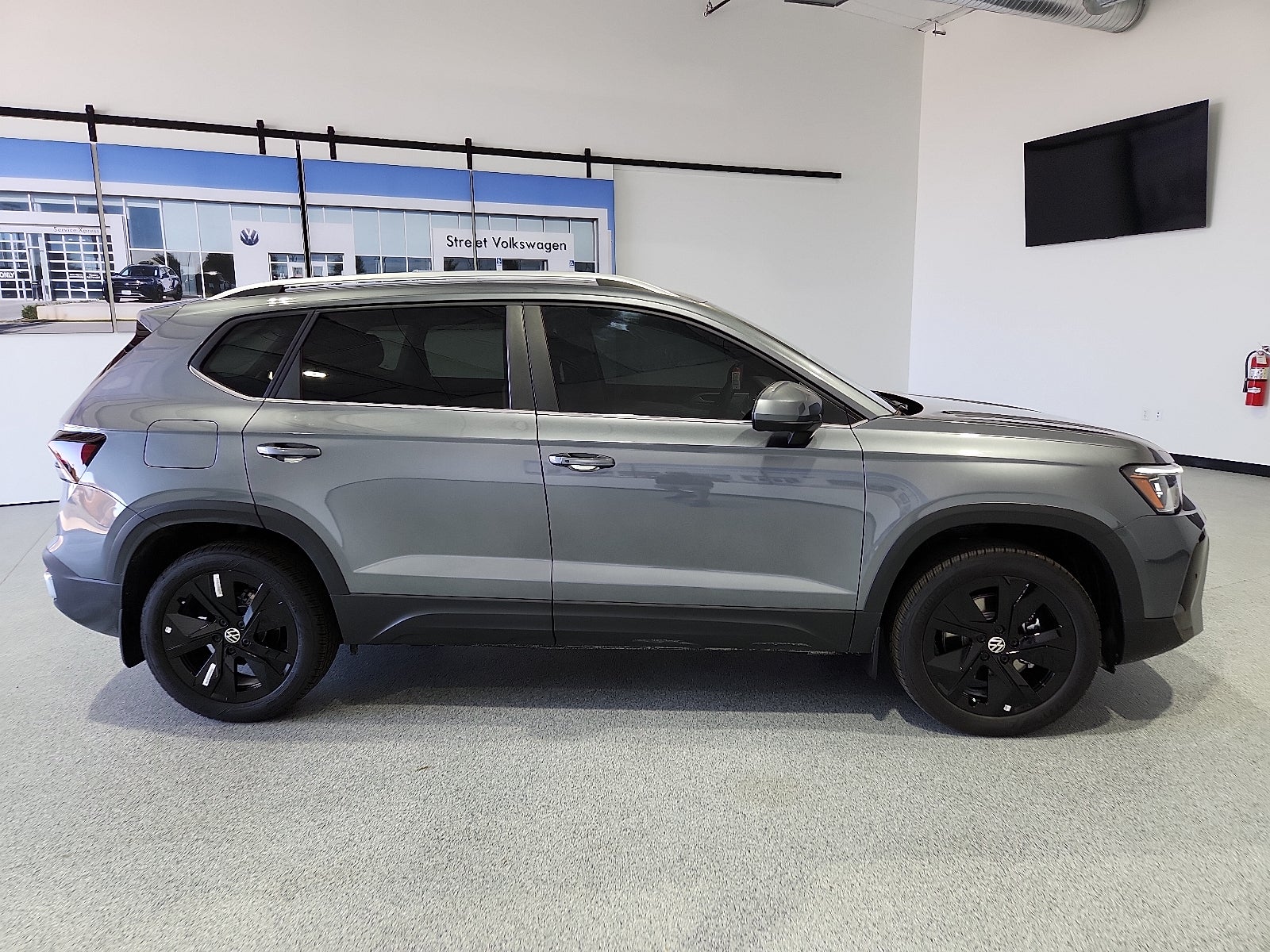 2026 Volkswagen Taos SE