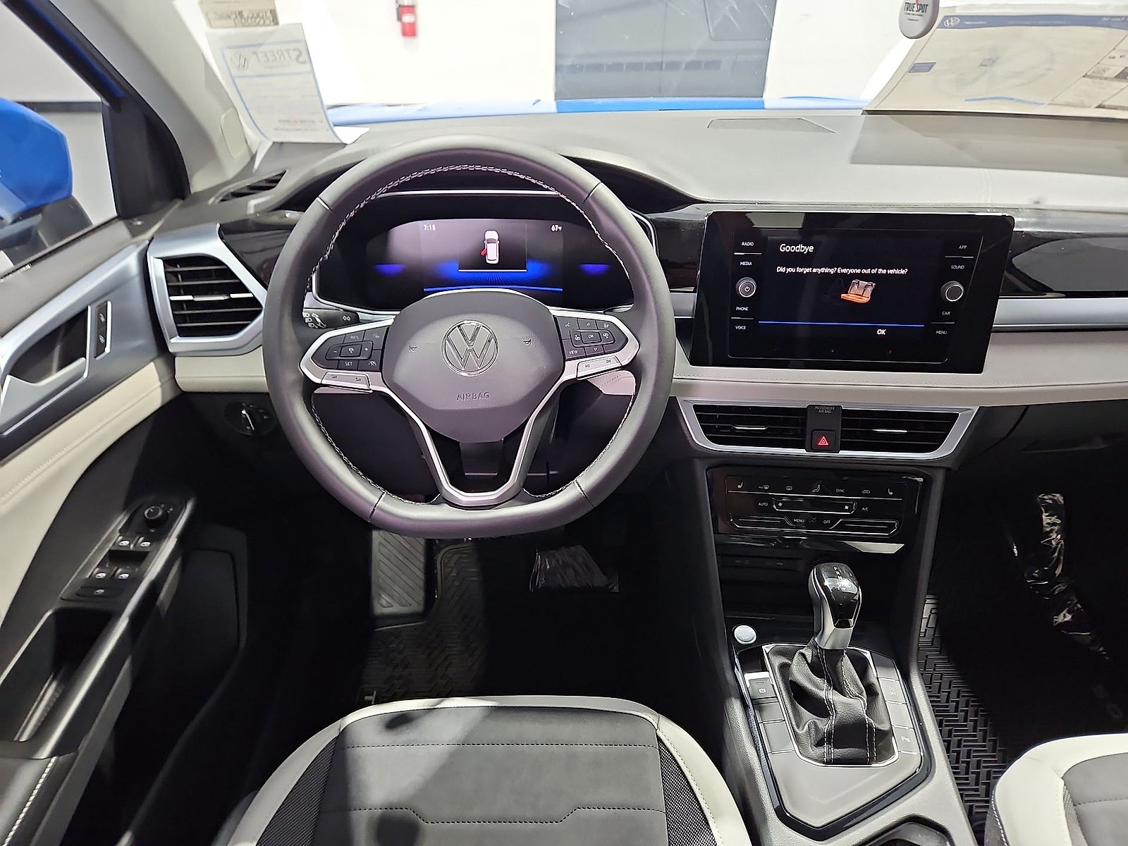 2027 Volkswagen Taos SE