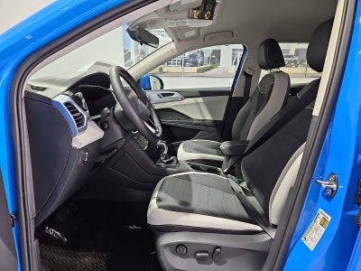 2027 Volkswagen Taos SE