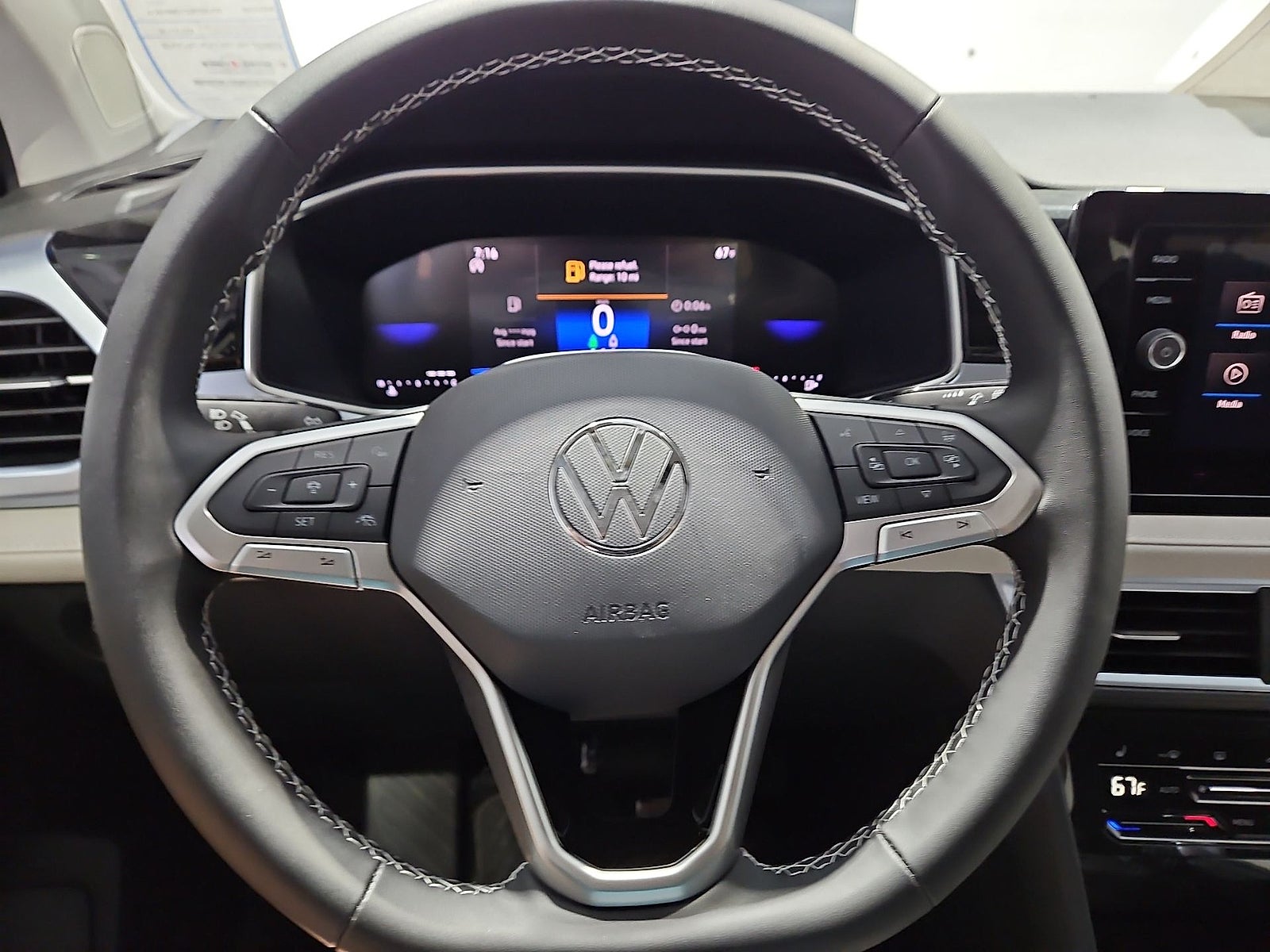 2027 Volkswagen Taos SE