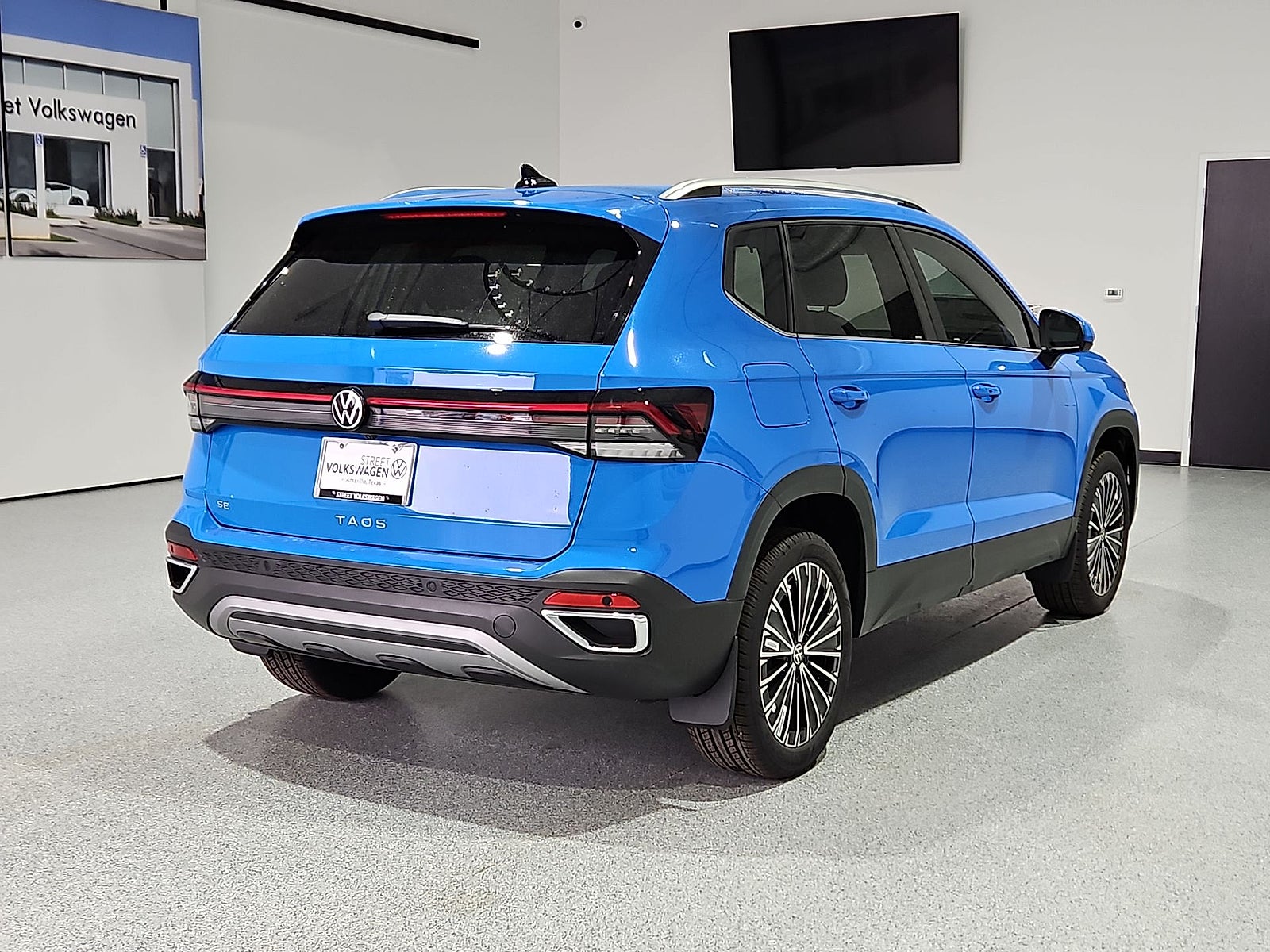 2027 Volkswagen Taos SE