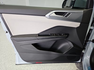 2027 Volkswagen Taos SE
