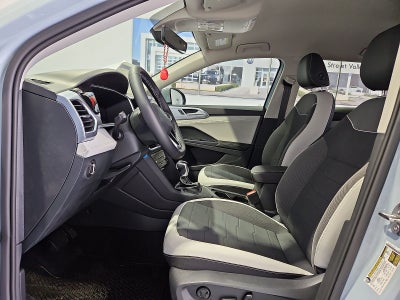 2027 Volkswagen Taos SE