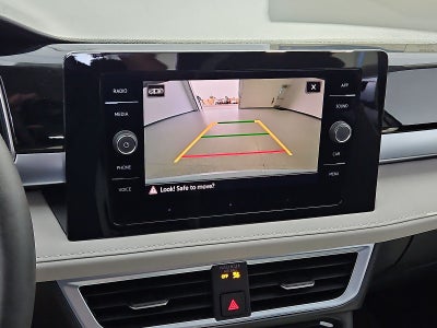 2027 Volkswagen Taos SE