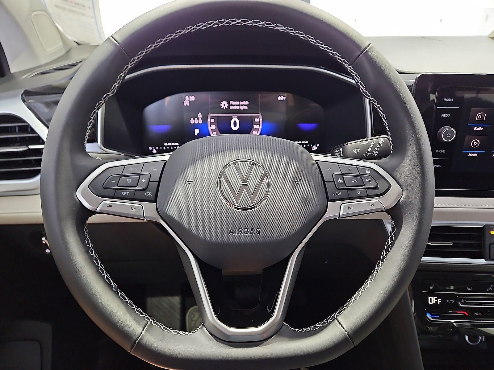 2027 Volkswagen Taos SE