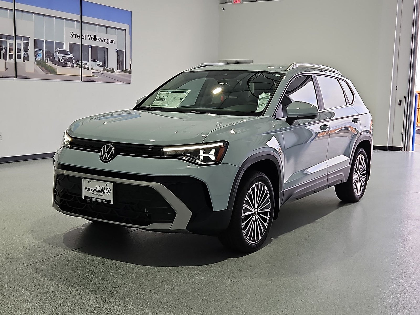 2027 Volkswagen Taos SE