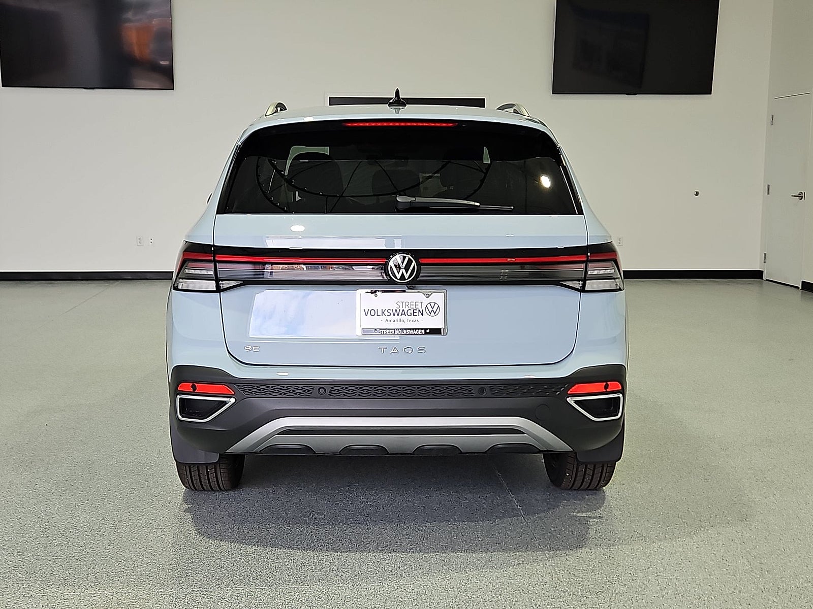 2027 Volkswagen Taos SE