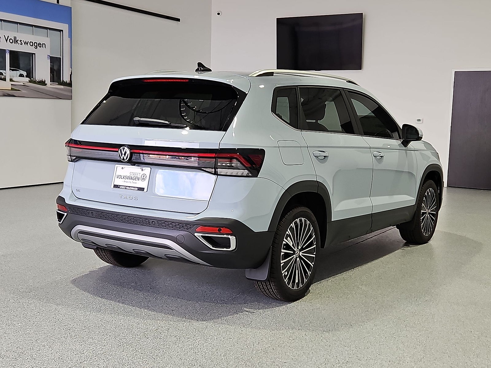 2027 Volkswagen Taos SE