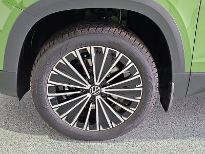 2027 Volkswagen Taos SE