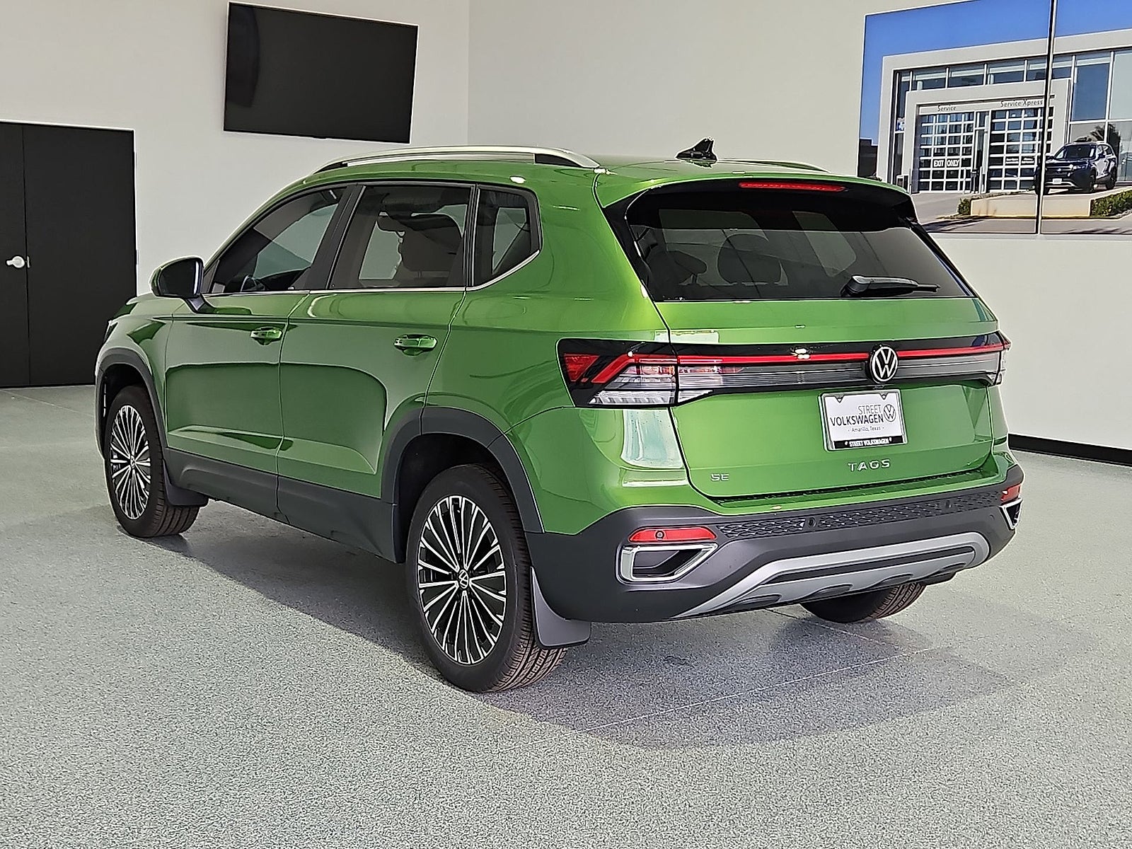 2027 Volkswagen Taos SE