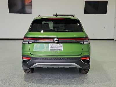 2027 Volkswagen Taos SE