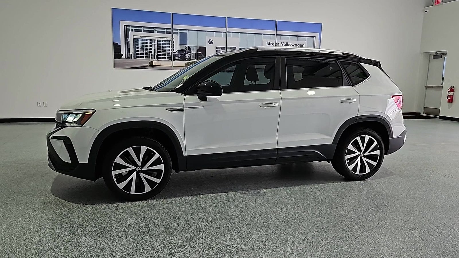 2023 Volkswagen Taos 1.5T SE