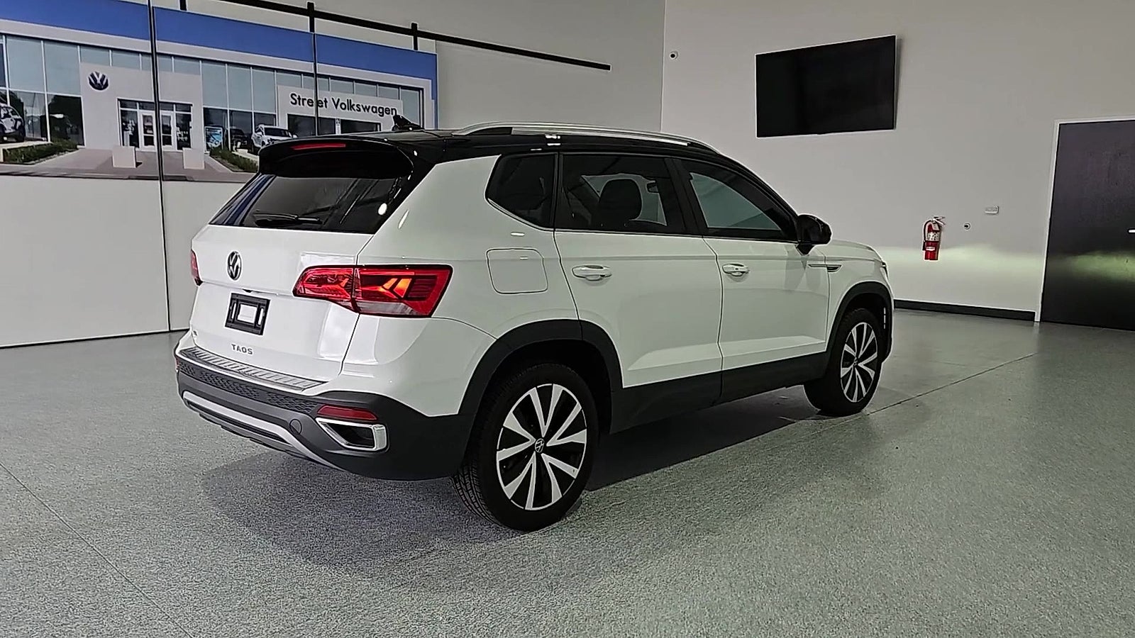 2023 Volkswagen Taos 1.5T SE