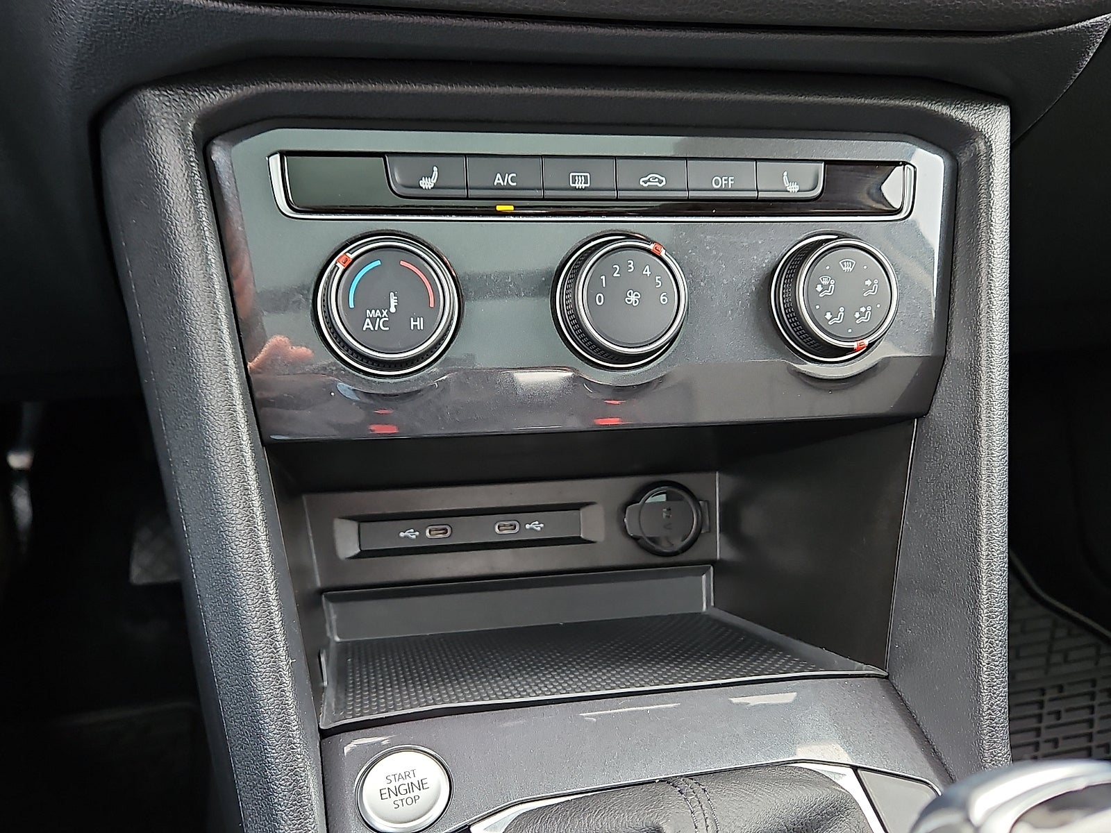 2024 Volkswagen Tiguan 2.0T Wolfsburg Edition