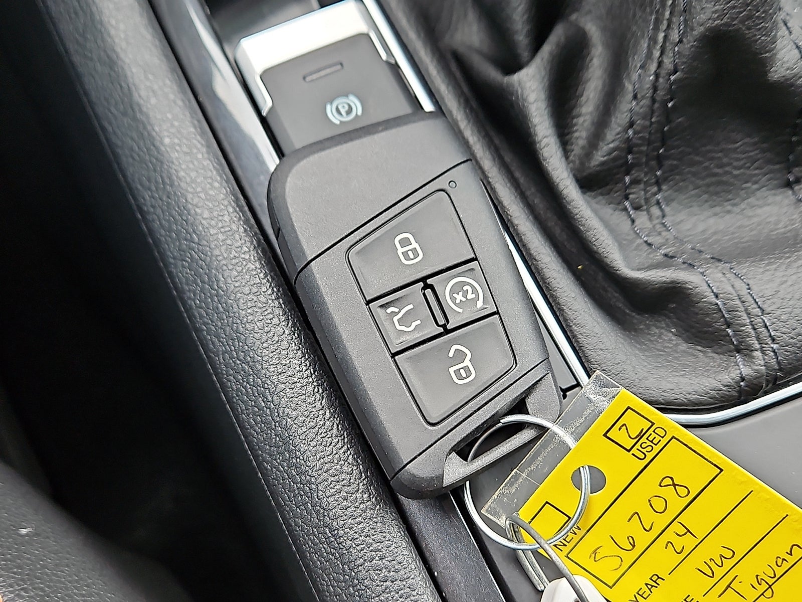 2024 Volkswagen Tiguan 2.0T Wolfsburg Edition