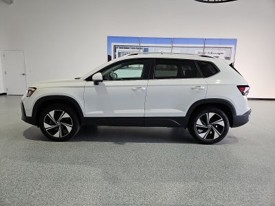 2025 Volkswagen Taos 1.5T SE