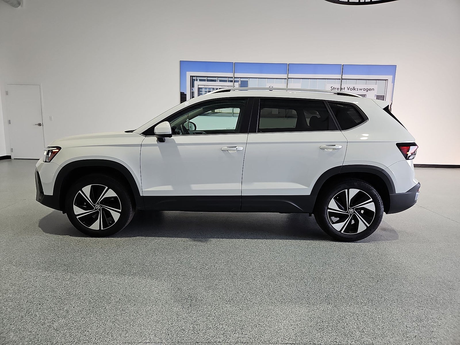 2025 Volkswagen Taos 1.5T SE