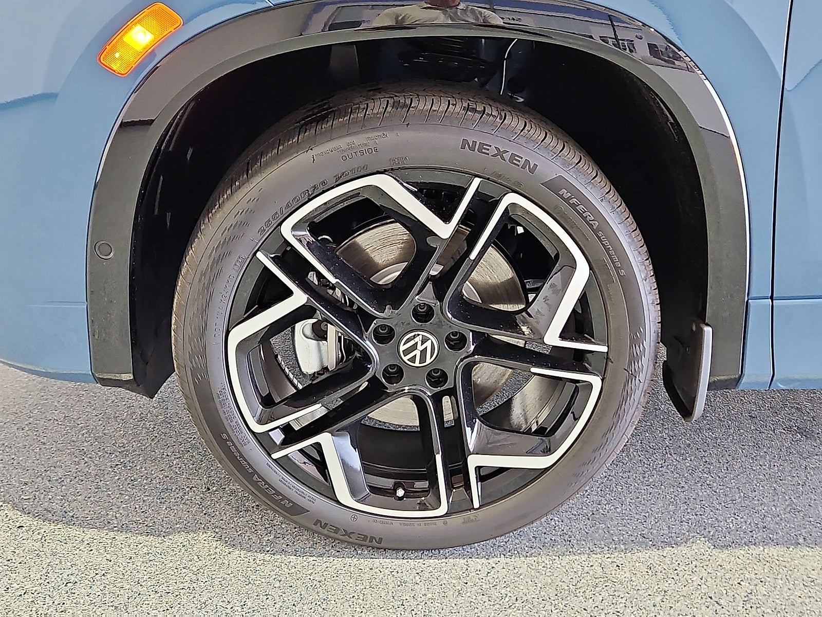 2026 Volkswagen Tiguan SEL R-Line Turbo