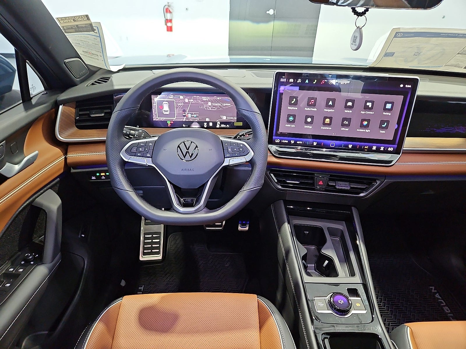 2026 Volkswagen Tiguan SEL R-Line Turbo