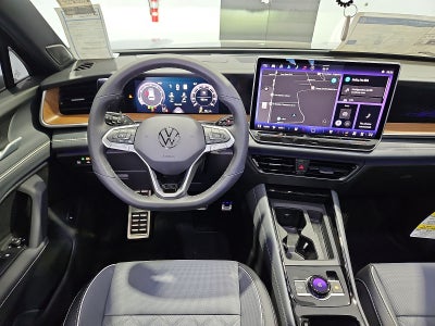 2026 Volkswagen Tiguan SEL R-Line Turbo