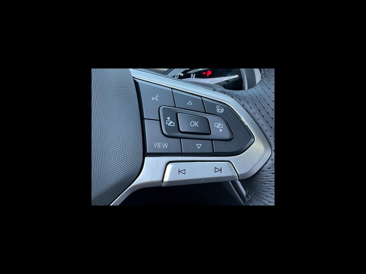 2026 Volkswagen Tiguan SEL R-Line Turbo