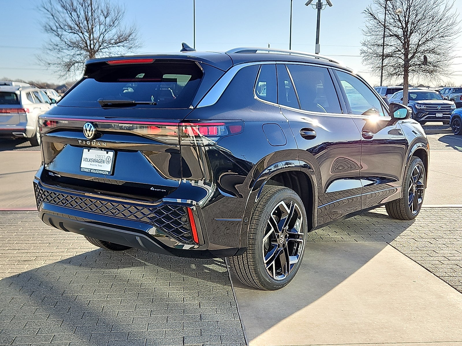 2026 Volkswagen Tiguan 2.0T SEL R-Line Turbo